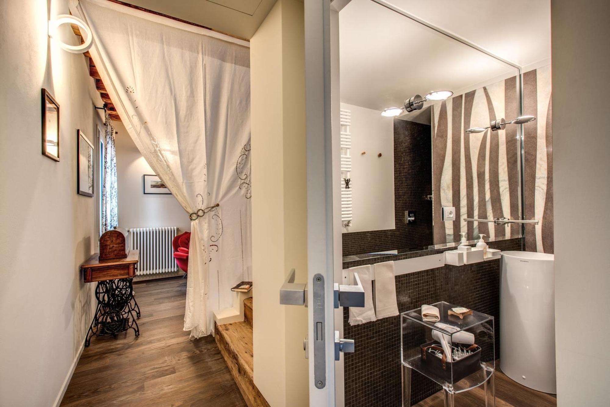 Ospizio Delle Donzelle Apartment Venice Luaran gambar